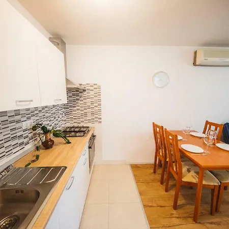 Sea Bliss Apartment